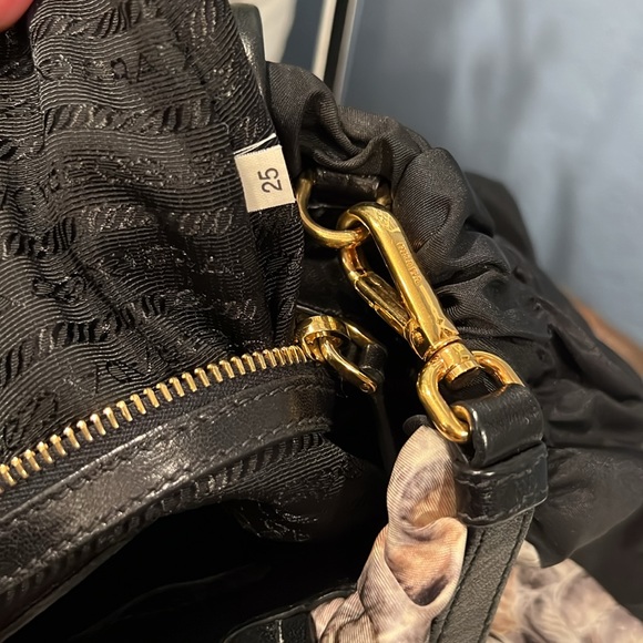 Authentic 2 way PRADA Bag Nylon - Picture 13 of 17